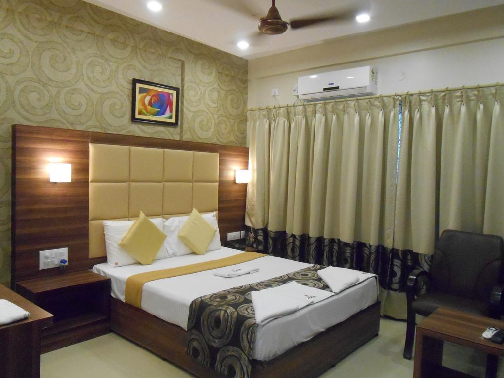 Hotel Aditya Mysore Habitación foto